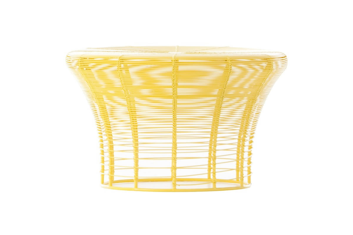 aram side table gandia blasco tavolino giallo